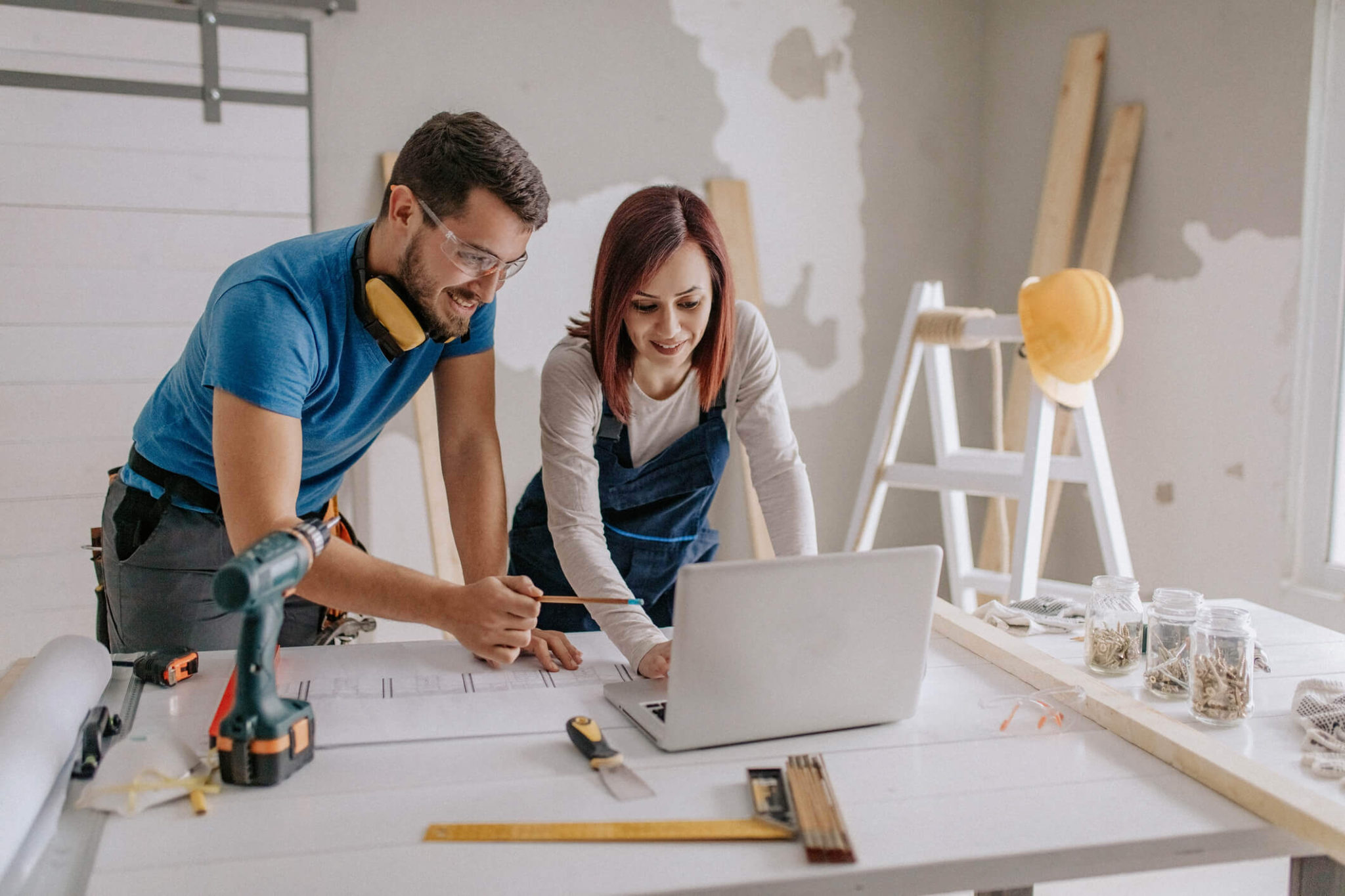 Como a terceirização melhora a produtividade no setor industrial
